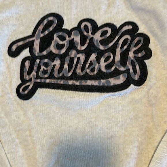 VENUS Womens Love Yourself Sweatshirts, Off White, Size Large, New with bag - Picture 4 of 8